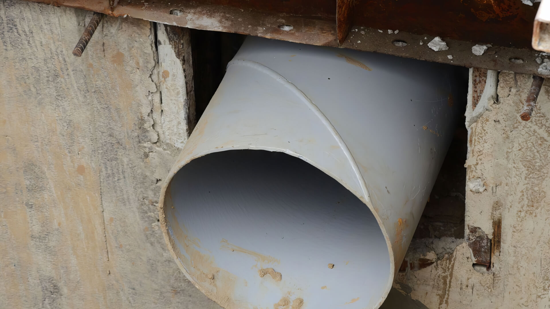 CCTV Inspection’ Role Pipe Relining